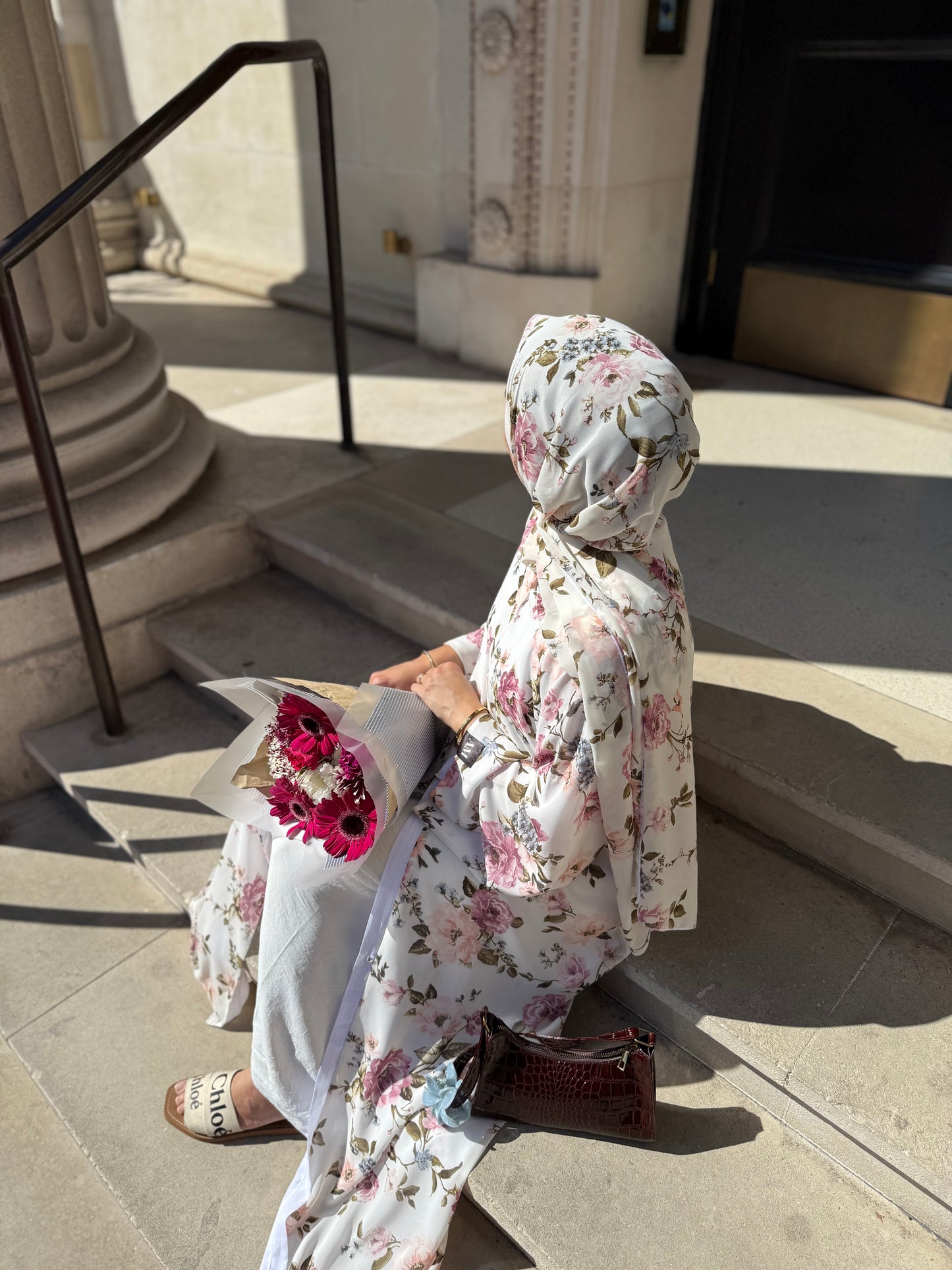 Lamia - Floral abaya (Off White)