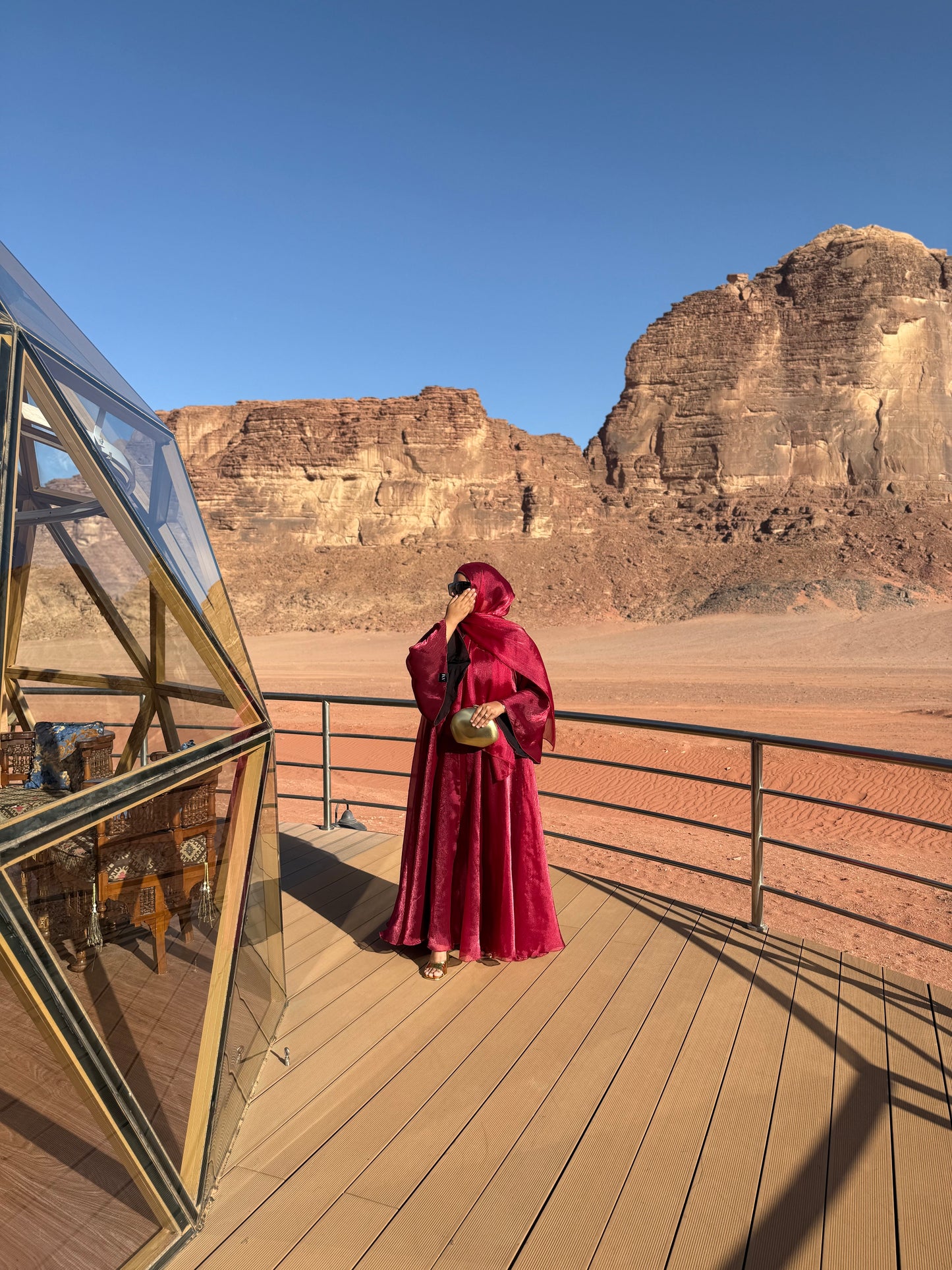 Dalia - Flowy open abaya (Deep Red)