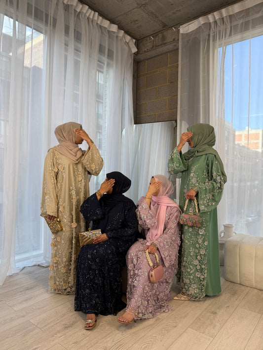 Zyra - Embellished Oversized Closed Abaya