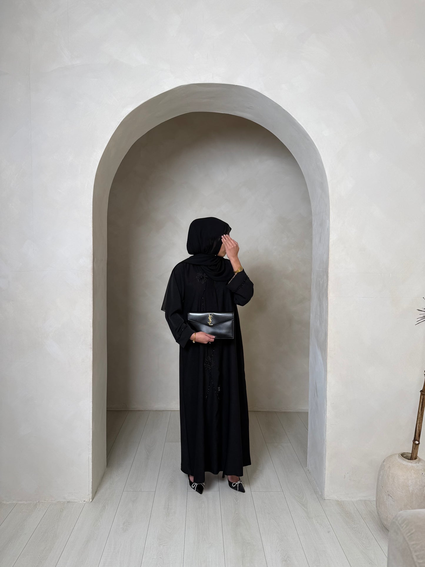 Mira - Embellished Abaya (Black)