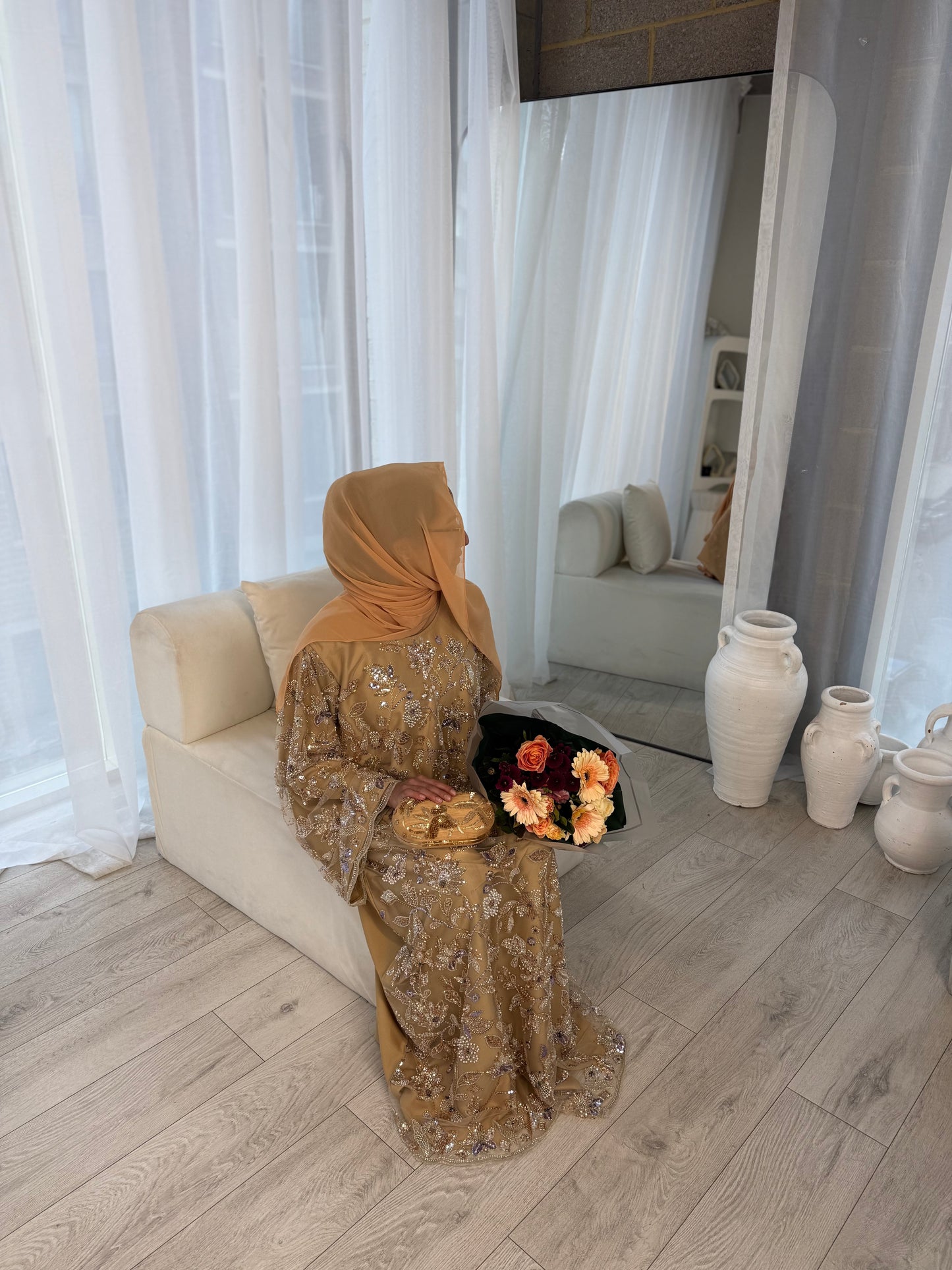 Lamisa - Embellished Oversized Closed Abaya