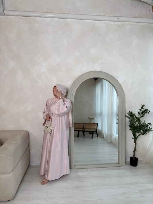 Niah - Embellished abaya (Blush)