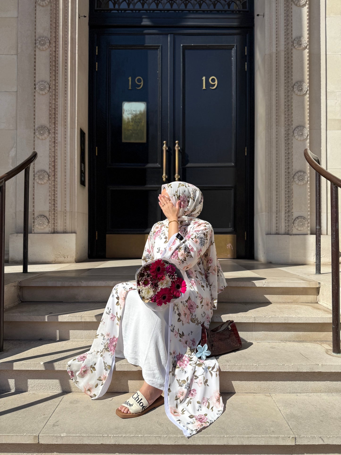 Lamia - Floral abaya (Off White)