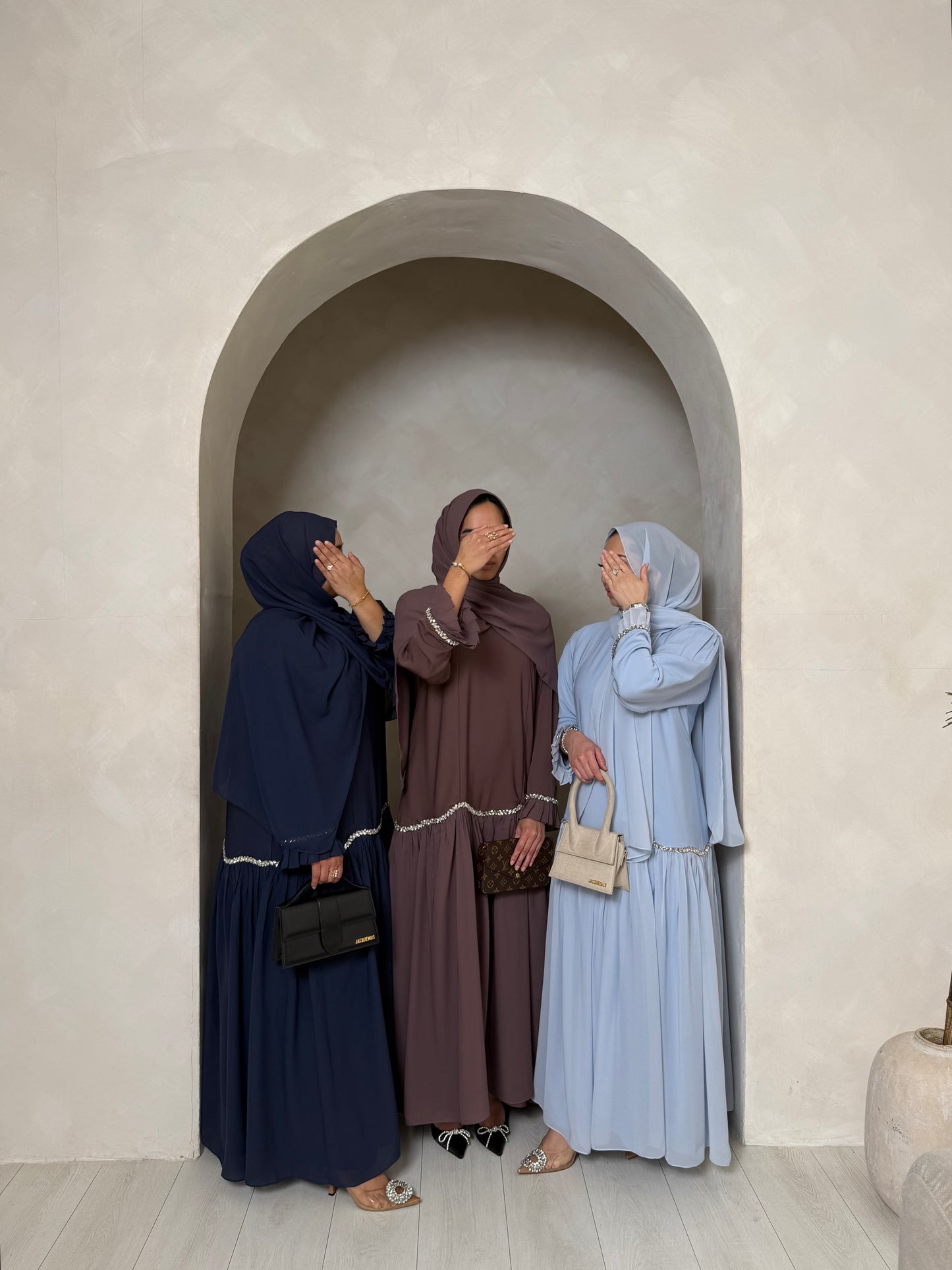 Sofiana - Pleated Oversized Dress (Mocha)