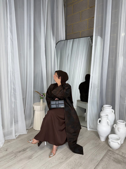 Amelia - Oversized Jacquard Abaya (Mocha)