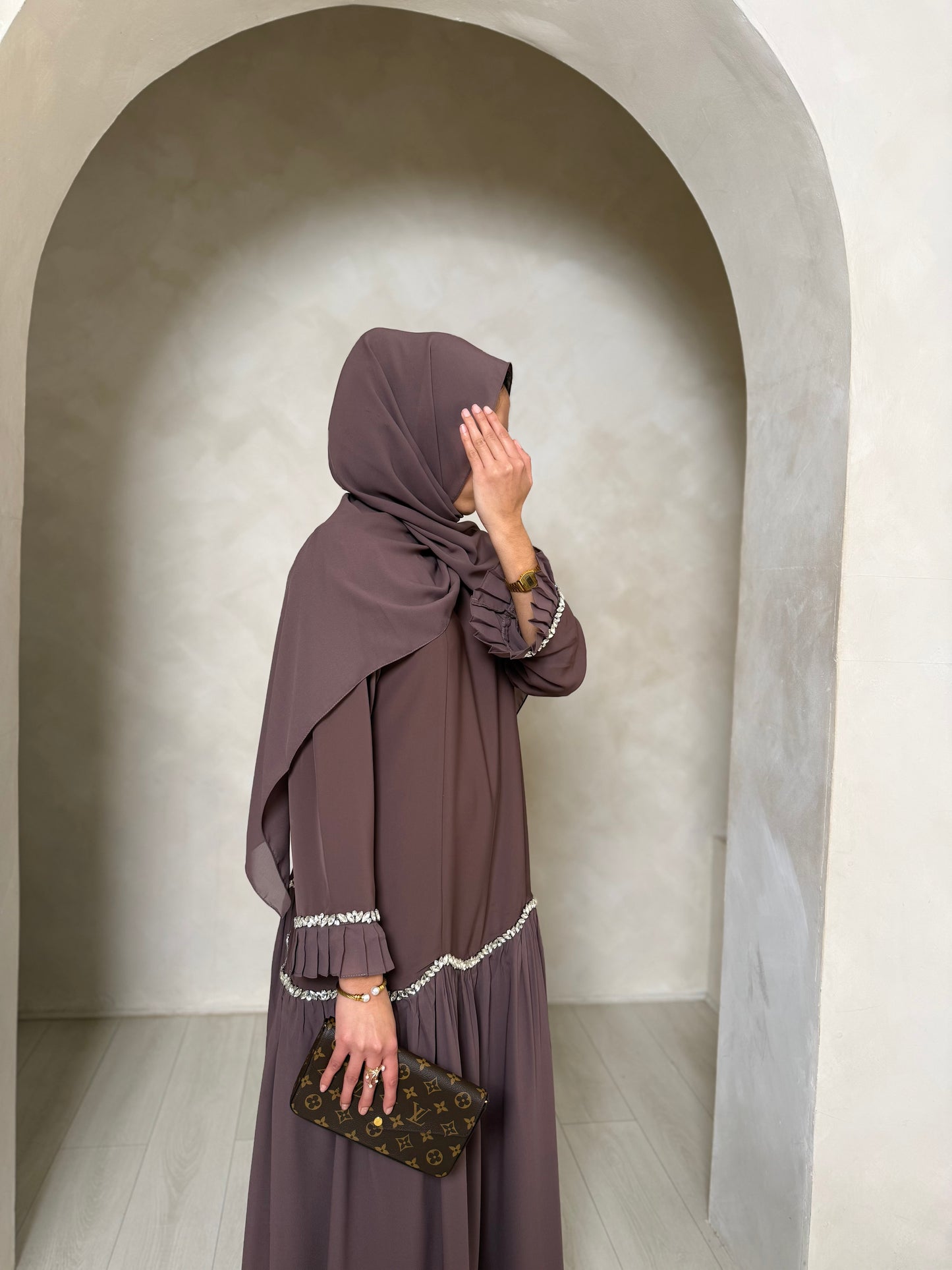 Sofiana - Pleated Oversized Dress (Mocha)