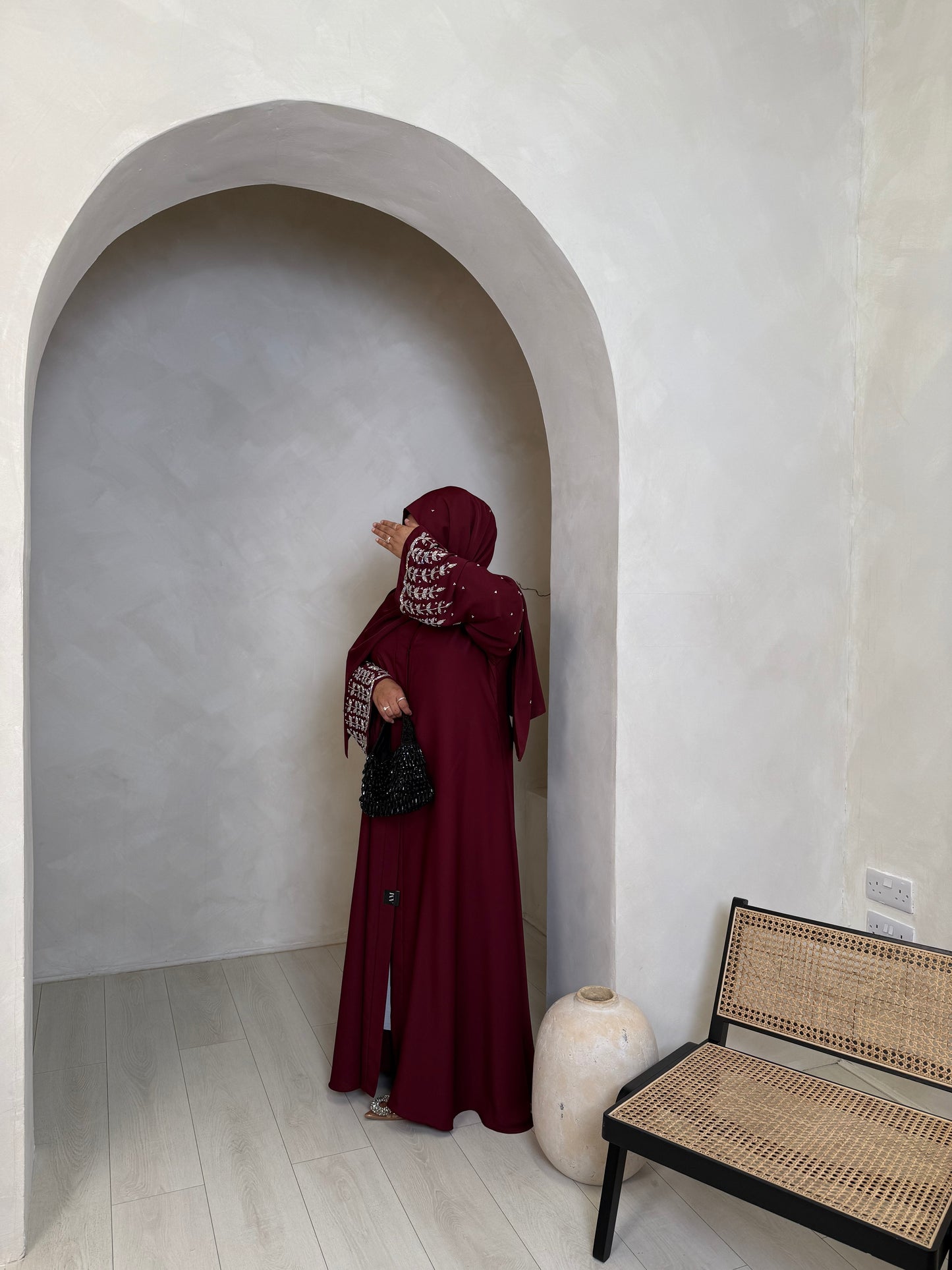 Alia - Embellished sleeve abaya (Maroon)