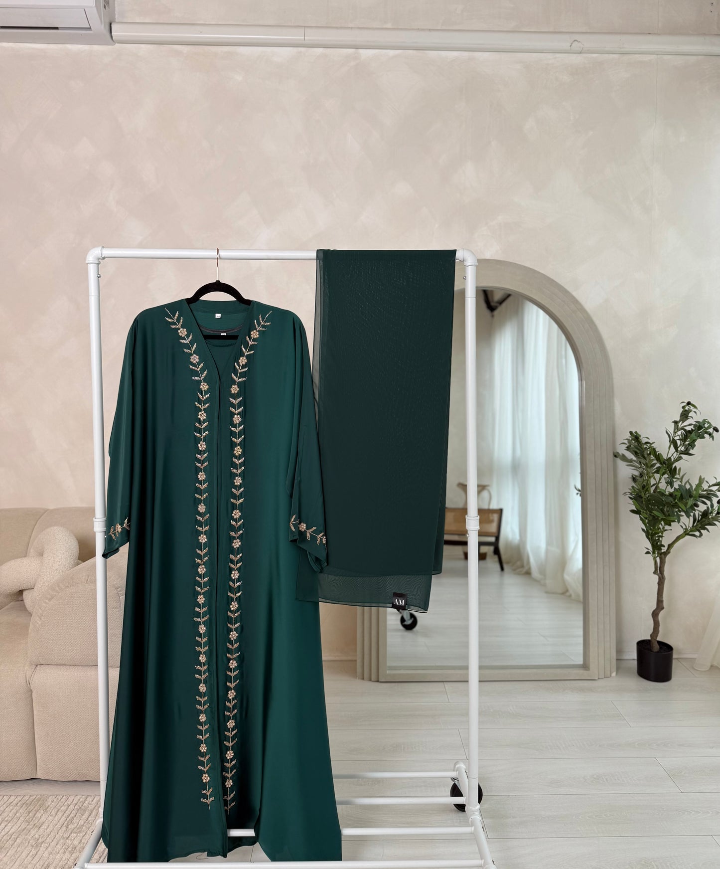 Dana - Embellished abaya (Emerald)