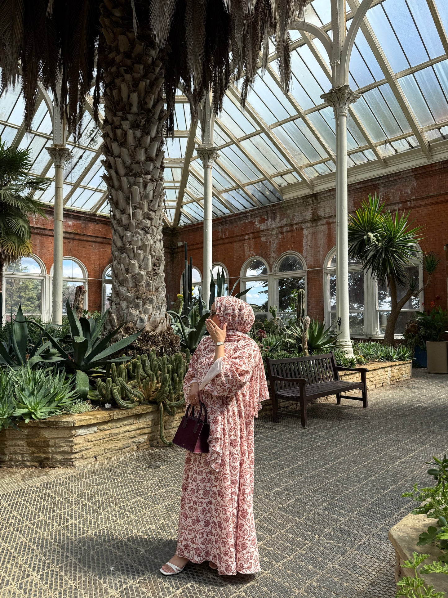 Lamia - Floral abaya (Orange)