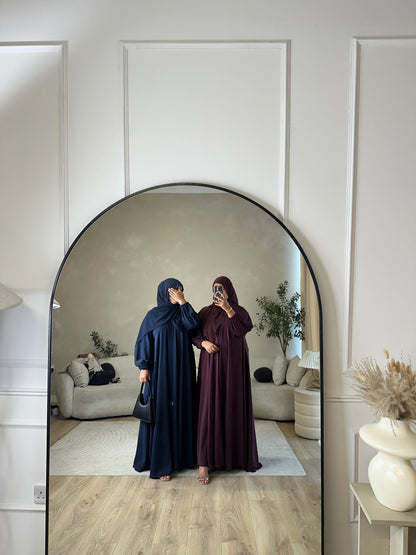 Liyana - Flowy open abaya with cuffed sleeves (Navy)