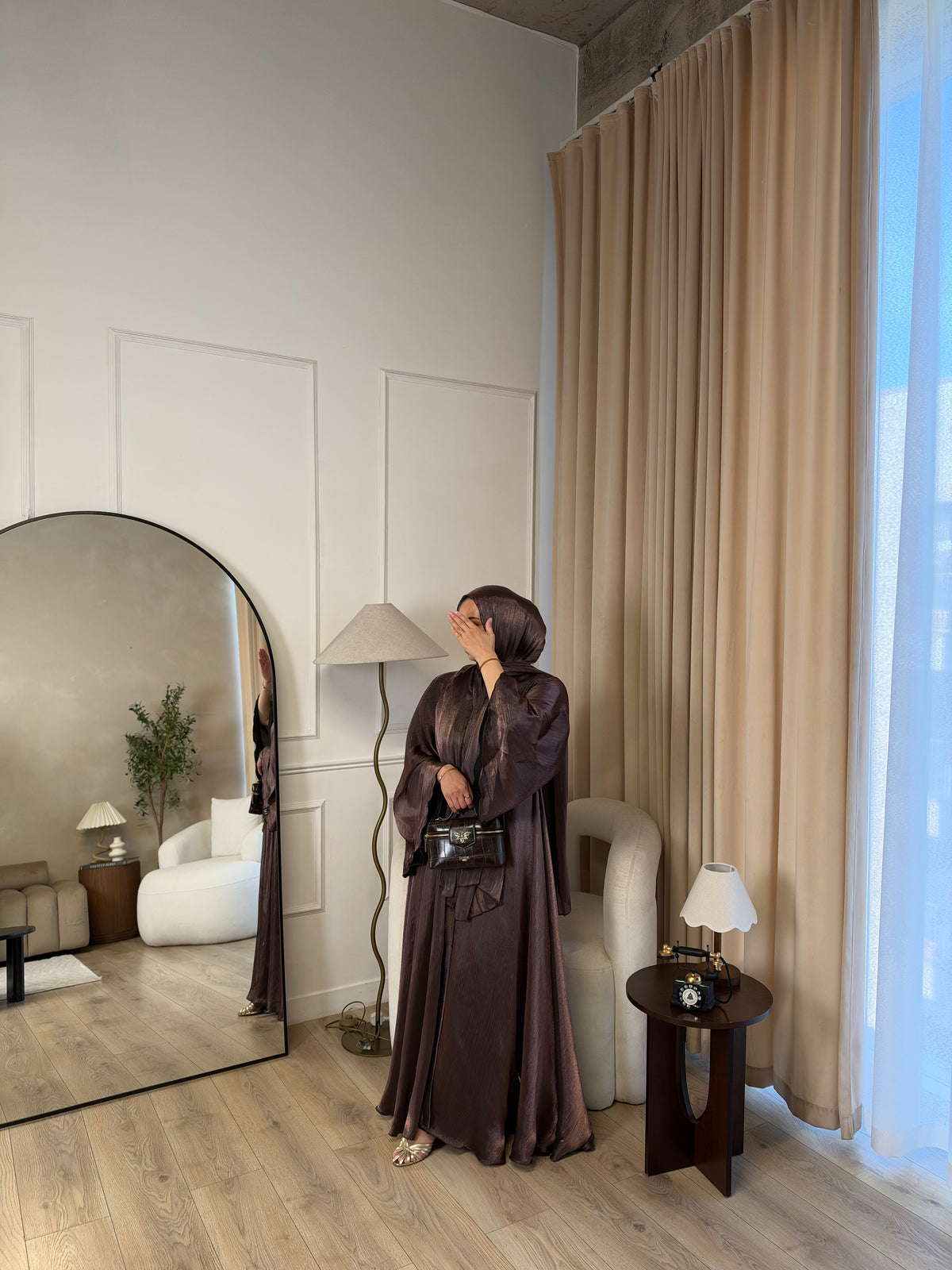 Dalia - Flowy open abaya (Mocha)