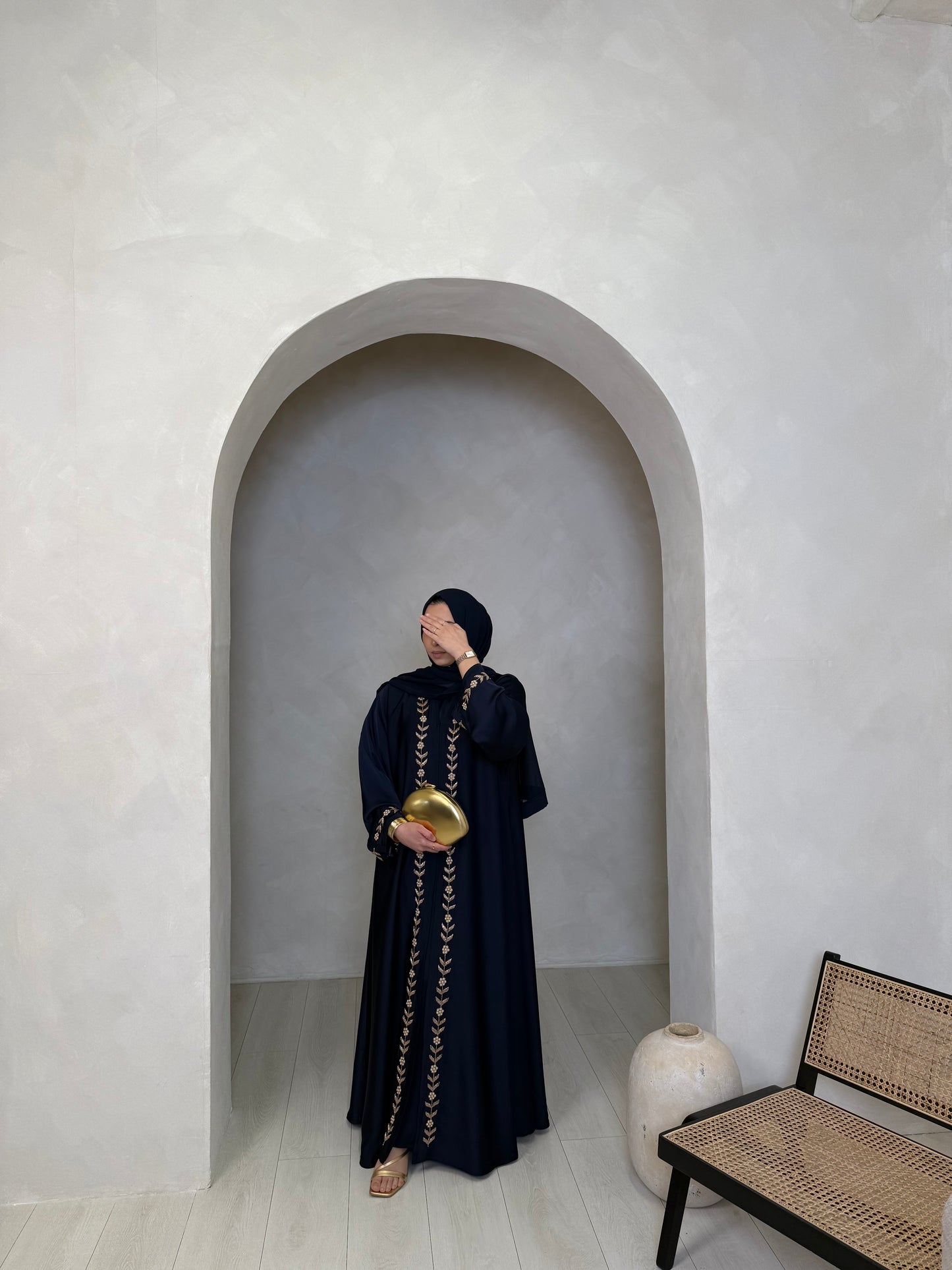 Dana - Embellished abaya (Navy)