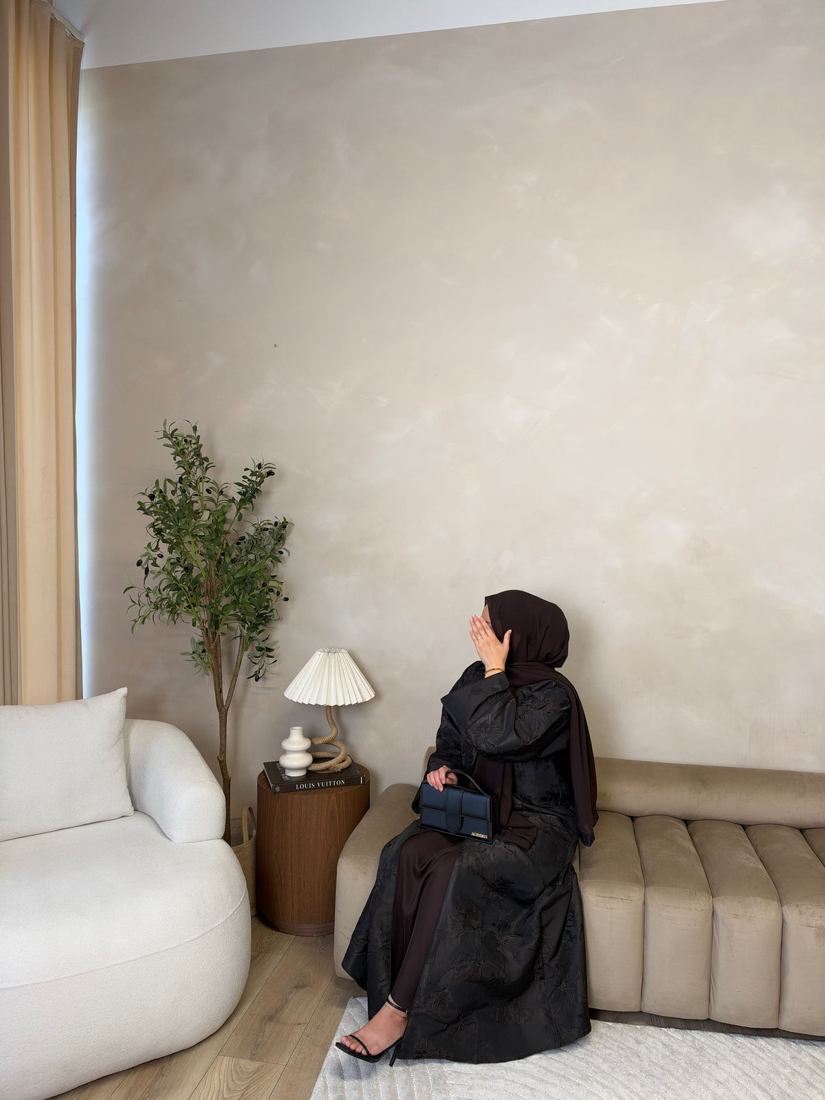 Amelia 2.0 - Oversized Jacquard Abaya (Espresso)