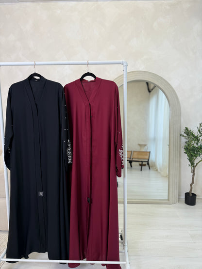 Alia - Embellished sleeve abaya (Black)