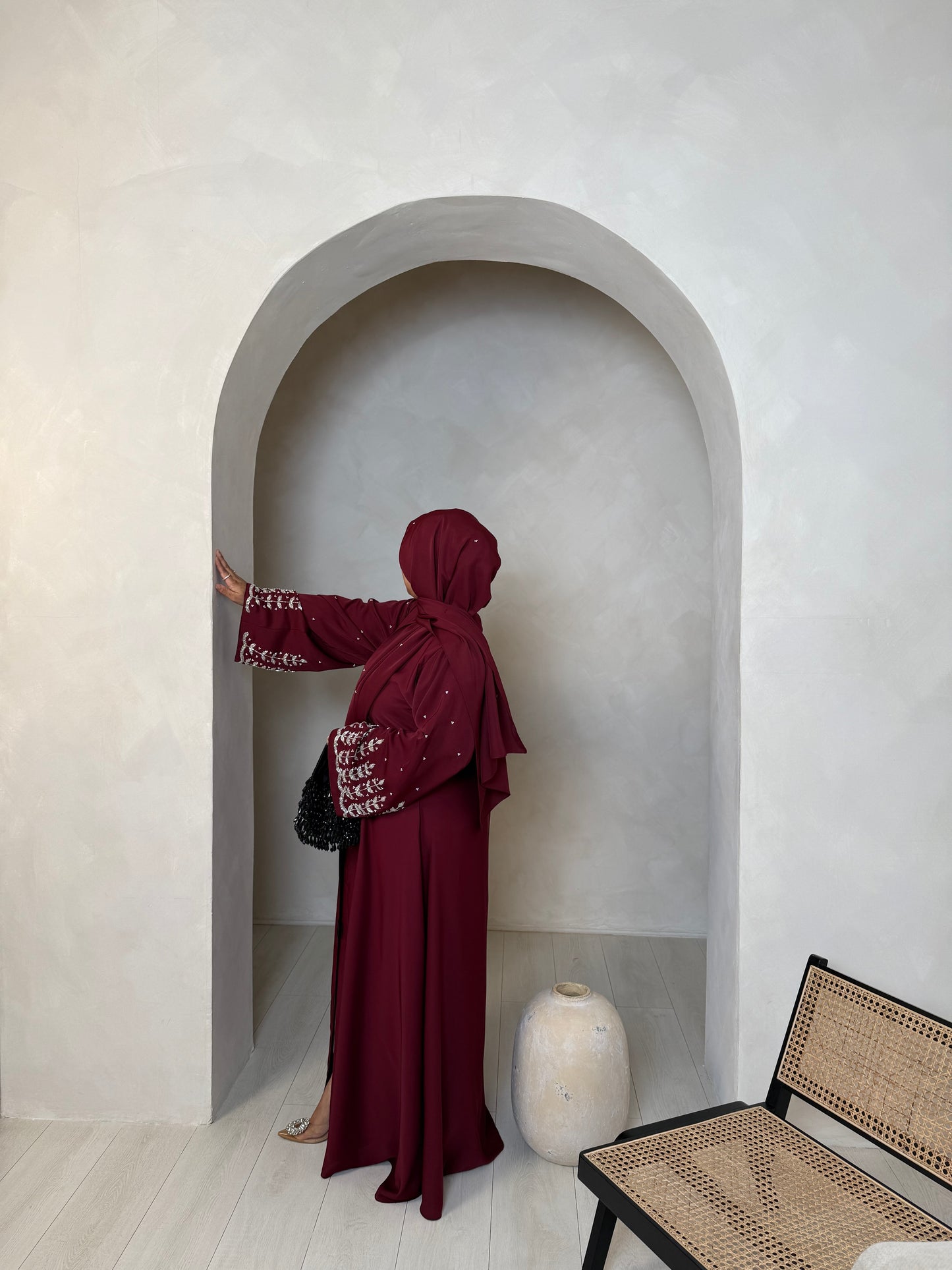 Alia - Embellished sleeve abaya (Maroon)